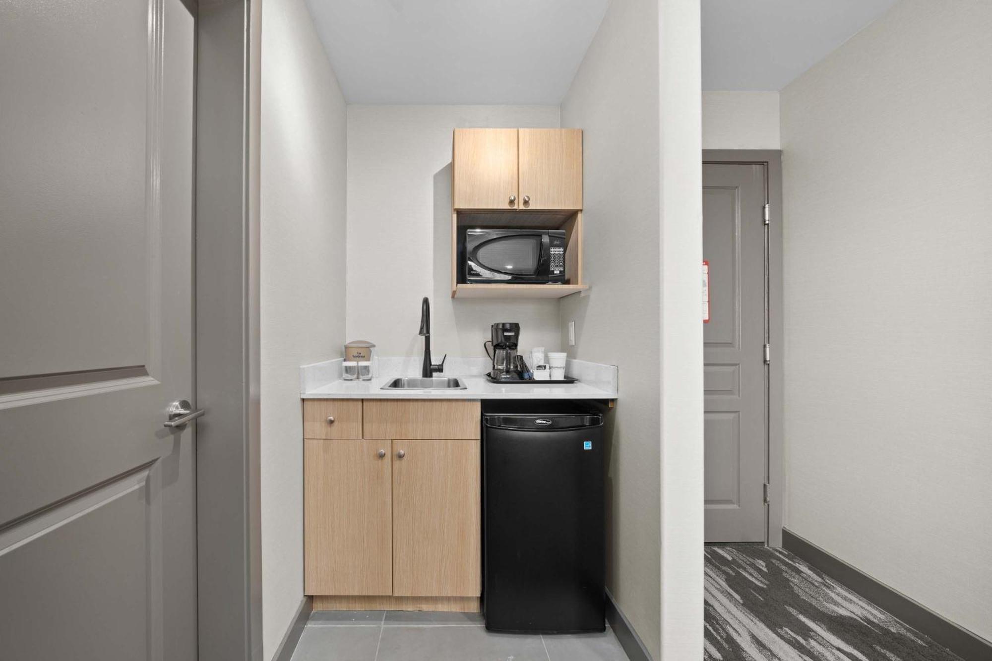Sandman Hotel Calgary Airport Ngoại thất bức ảnh